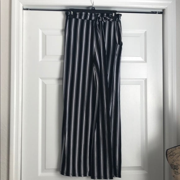 Flare pants - Picture 2 of 2